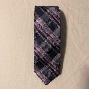 Platinum:: Hand Made 100% Silk Tie